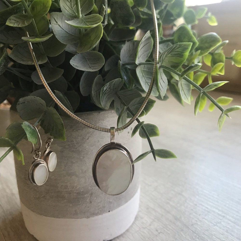 Silver & Mother Of Pearl Necklace & Earrings